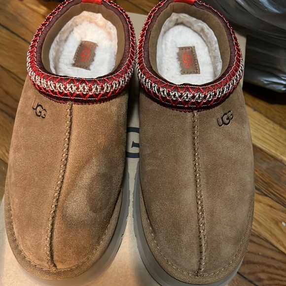 UGG W TAZZ BOOT - Picture 3 of 10